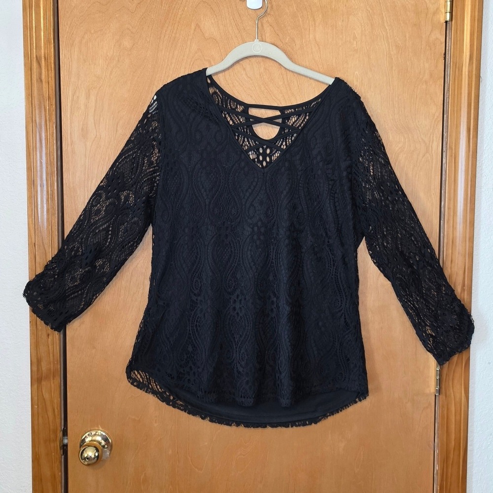 Black Floral Lace Caged V-Neck Lined Top Plus Size 2X Whimsigoth Sheer Sleeves